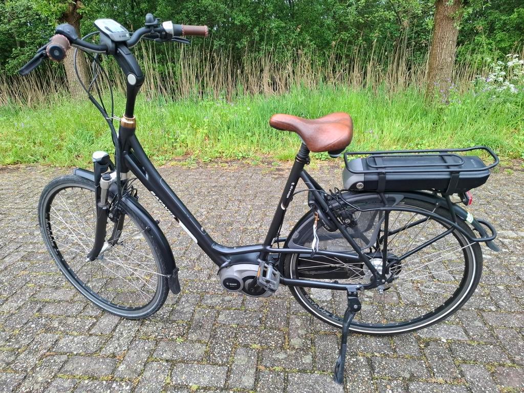 Zwarte Batavus elektrische damesfiets/E-bike, Bosch motor ✅️, Fietsen en Brommers, Ophalen, 53 tot 56 cm, Versnellingen, Zo goed als nieuw