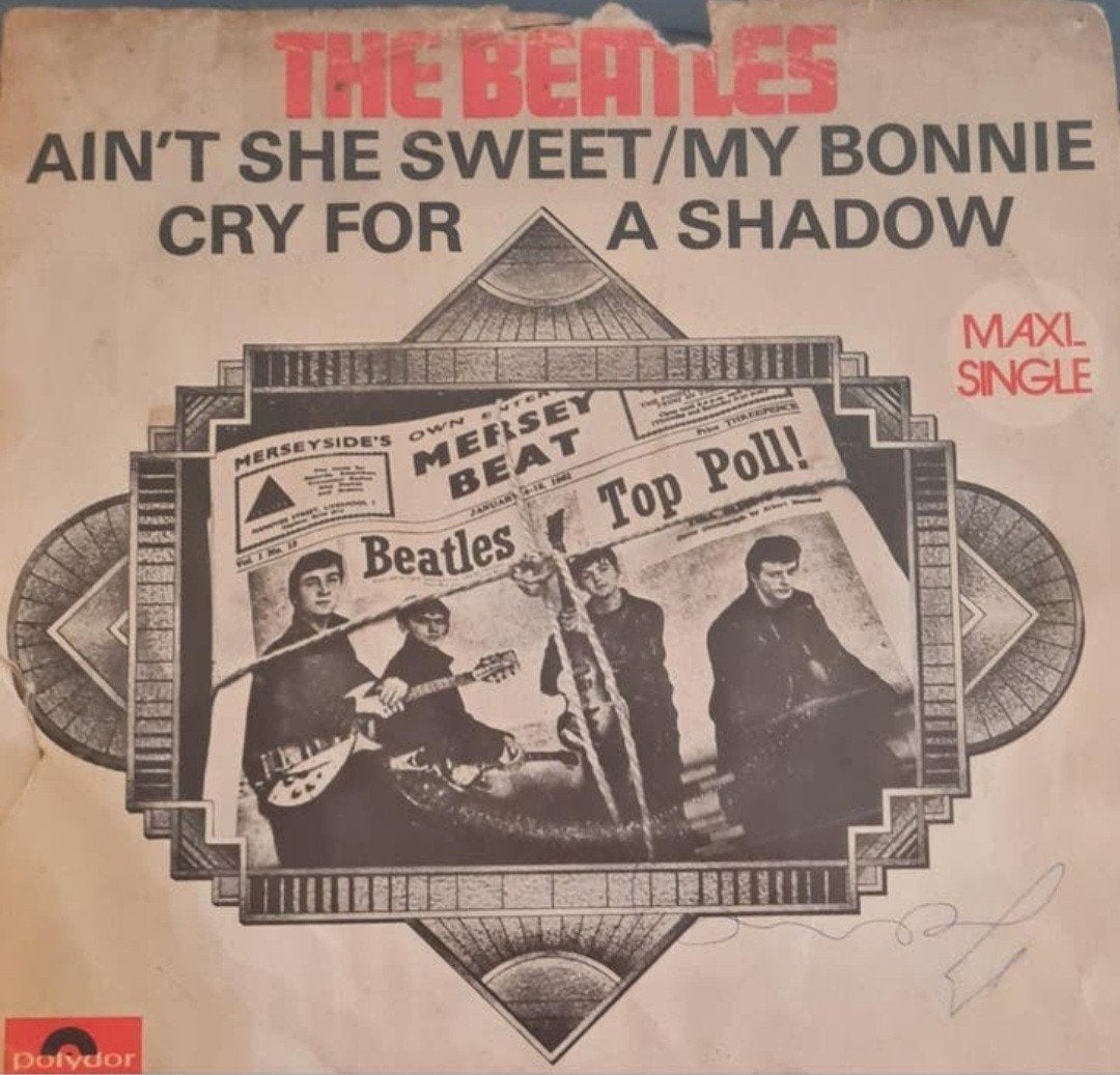 THE BEATLES  - AIN'T SHE SWEET (HOES BESCHADIGD), Ophalen of Verzenden, Gebruikt