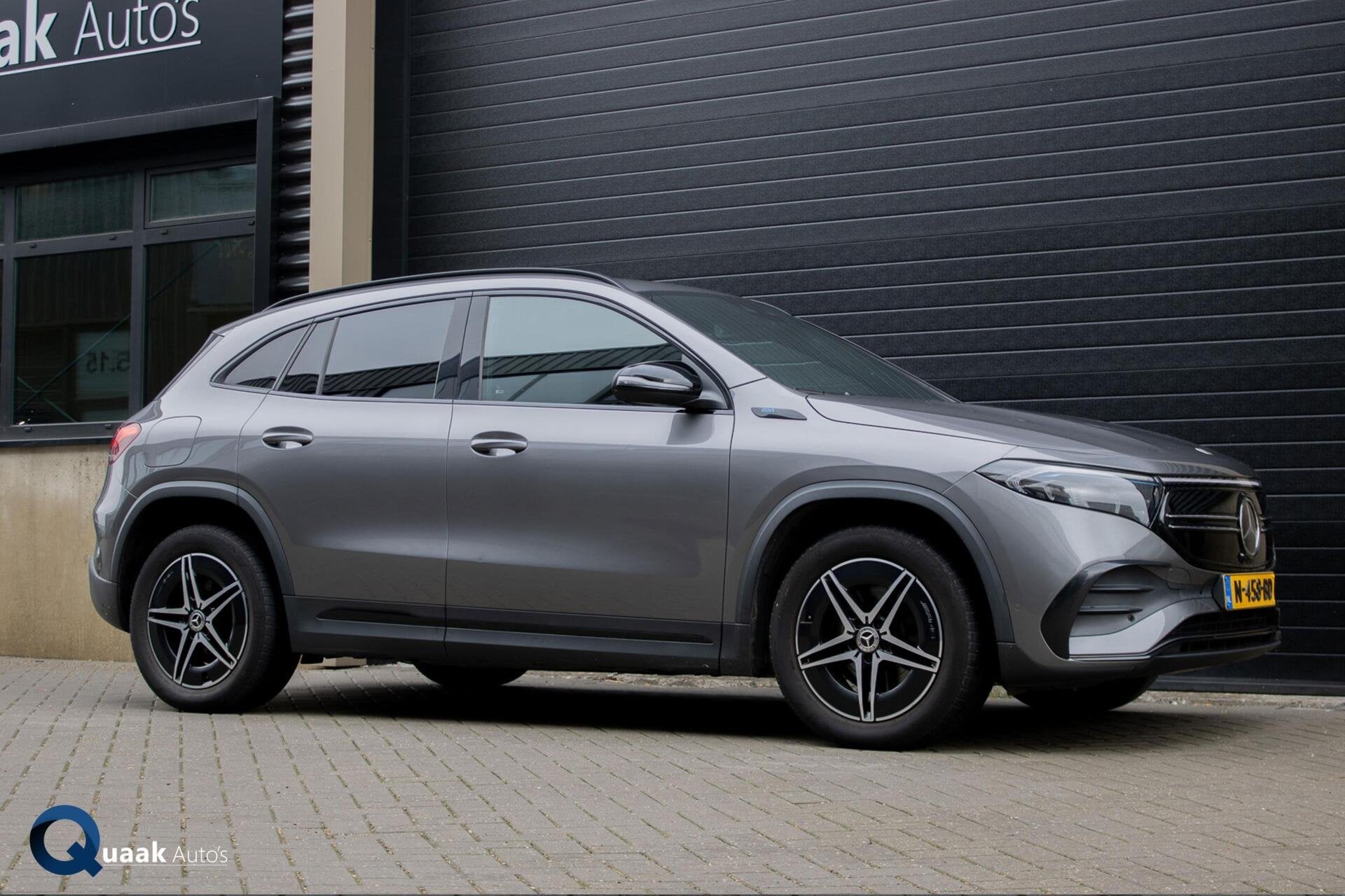 Mercedes EQA 250 Business Solution AMG 67 kWh | CAMERA | BTW, Auto's, Gebruikt, 750 kg, 190 pk, SUV of Terreinwagen