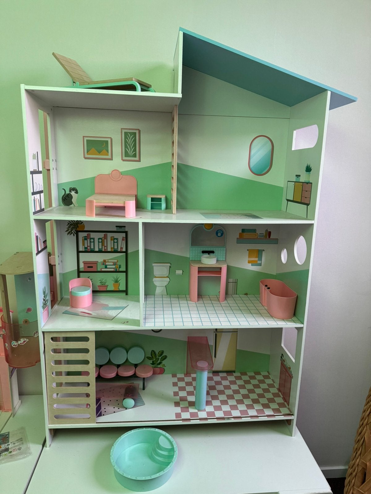 Houten barbie huis, Ophalen, Gebruikt, Poppenhuis