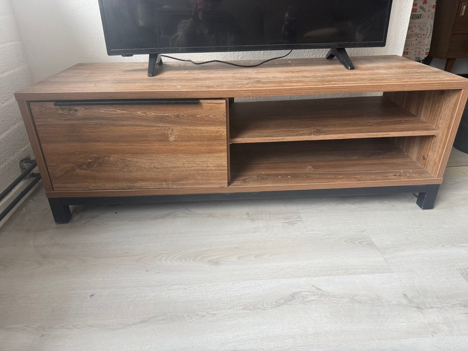 Tv meubel, Ophalen, 100 tot 150 cm, Zo goed als nieuw, Minder dan 100 cm
