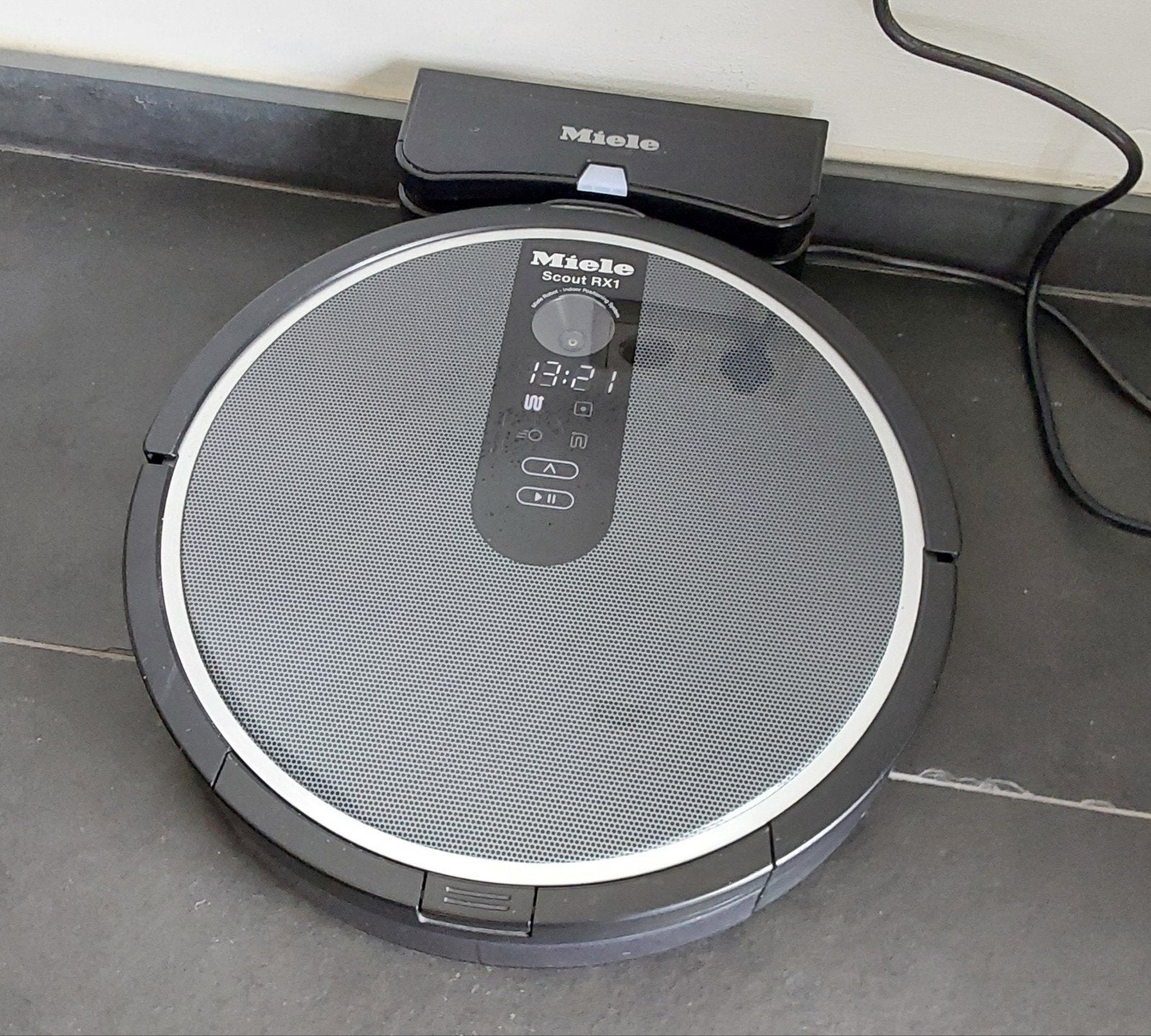 Miele Scout RX1, Ophalen, Robotstofzuiger
