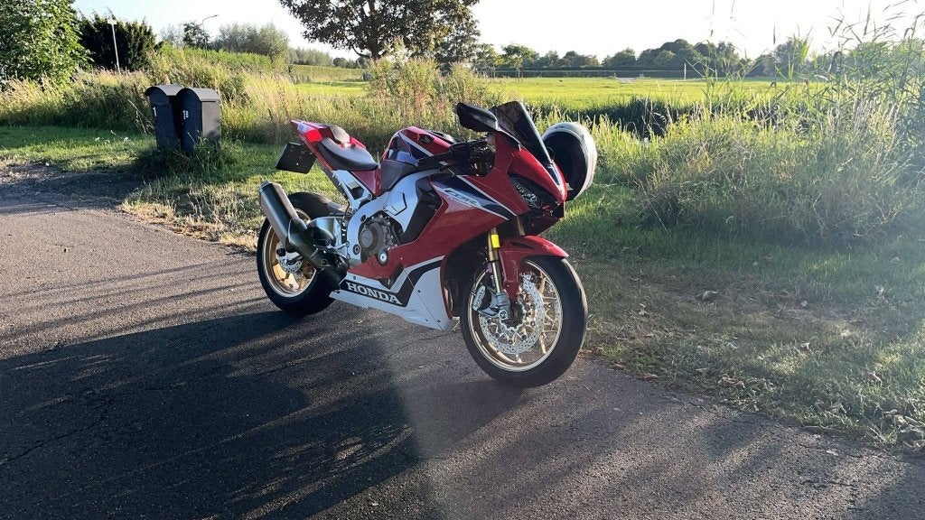 Honda CBR 1000 RR SP1, Motoren, Motoren | Honda, Particulier, Super Sport, meer dan 35 kW, 4 cilinders, ABS, Electronisch instelbare dempers