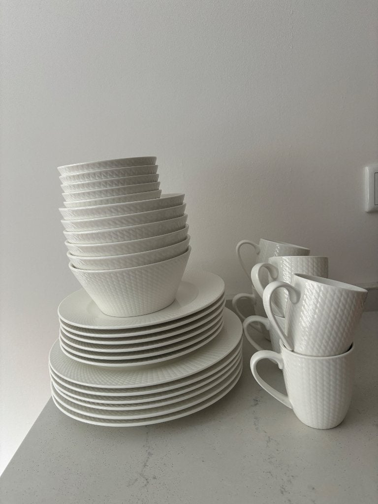 Blue amber servies 6 personen, Overige merken, Ophalen of Verzenden, Zo goed als nieuw, Overige stijlen