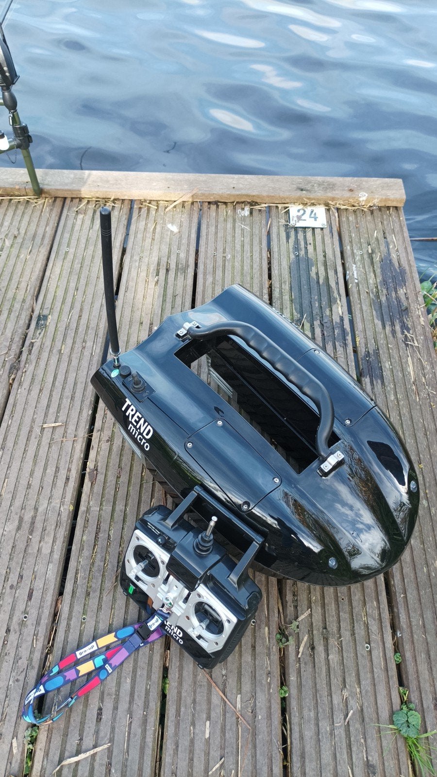 voerboot trend, Watersport en Boten, Ophalen, Zo goed als nieuw, Overige typen
