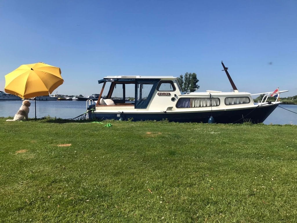 Peerenboom kruiser 8.50 inboard, Watersport en Boten, Motorboten en Motorjachten, Gebruikt, Diesel, Kruiser, Koelkast