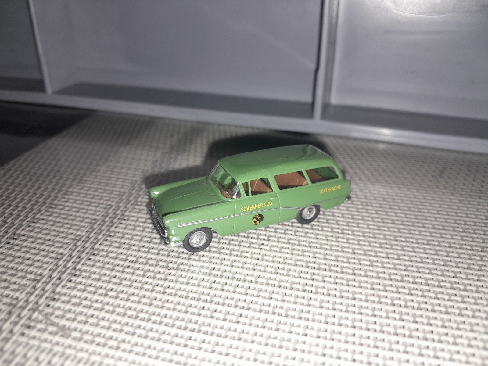 Schenker, Ophalen of Verzenden, Bus of Vrachtwagen