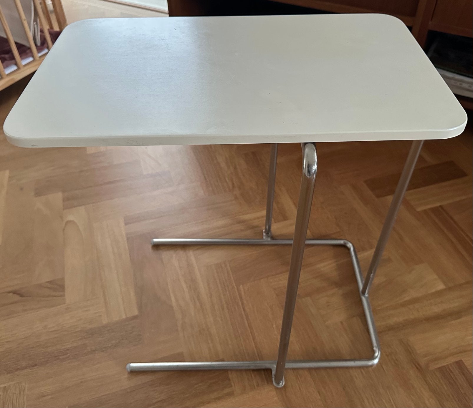 Ikea bijzettafel wit, Overige materialen, Minder dan 55 cm, Gebruikt, Rechthoekig