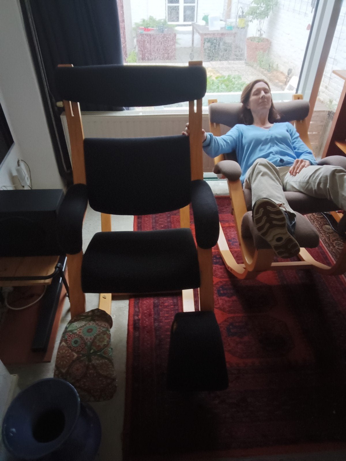 Stokke Gravity Balans Zwart Ergonomische Kniestoel, Ophalen, Ergonomisch, Scandinavisch, Gebruikt, Zwart