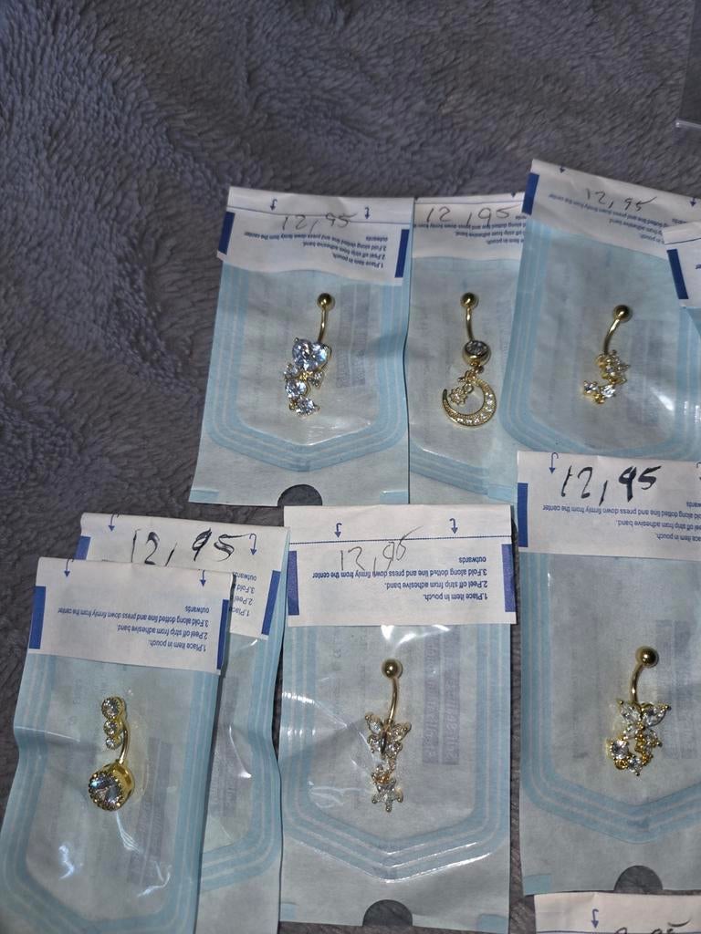 Navelpiercings met strass - Diverse gouden designs, Nieuw, Ophalen of Verzenden, Met strass, Overige materialen
