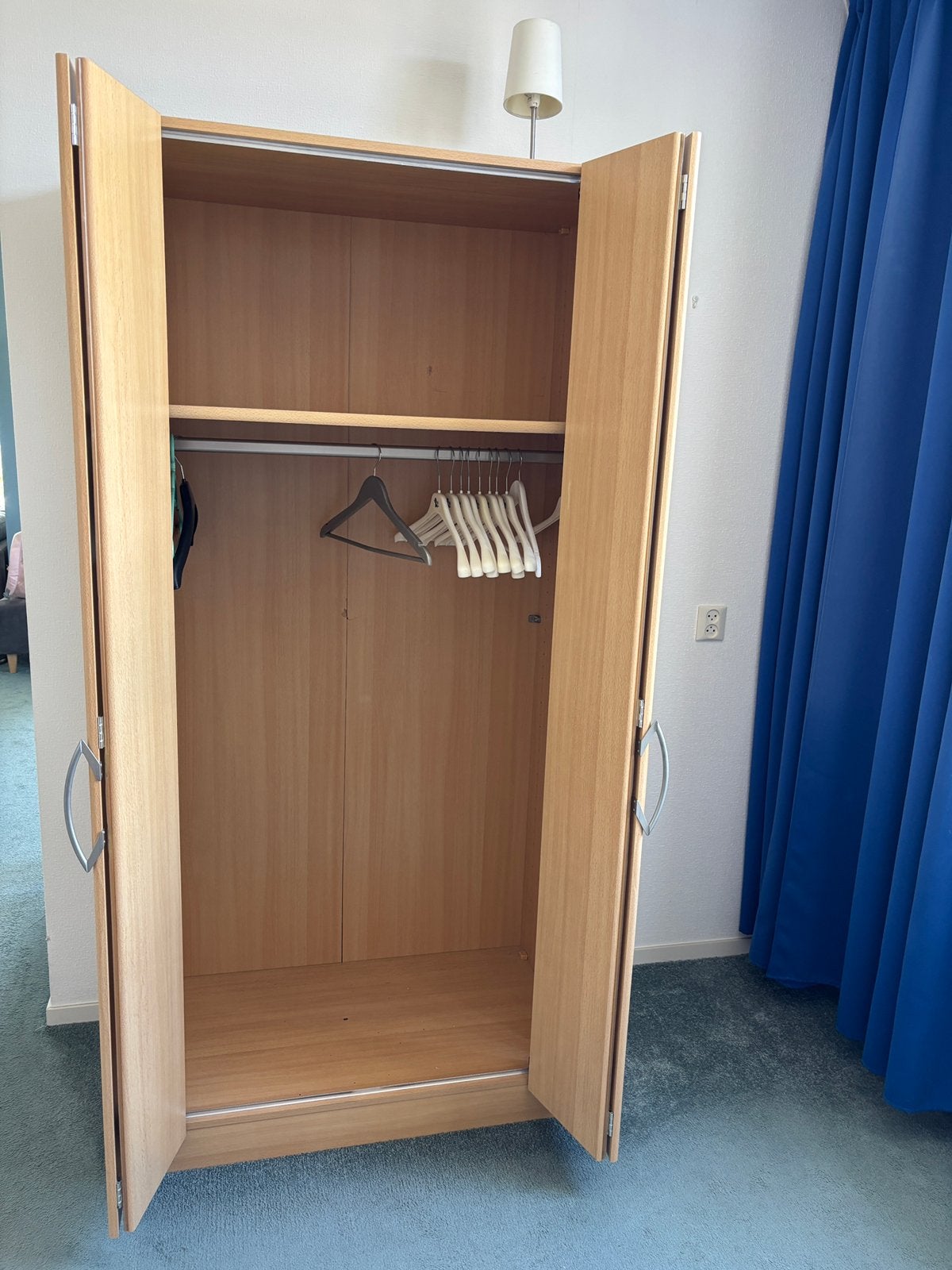 Kledingkast met harmonica deuren, Ophalen, Zo goed als nieuw, 50 tot 75 cm, 150 tot 200 cm