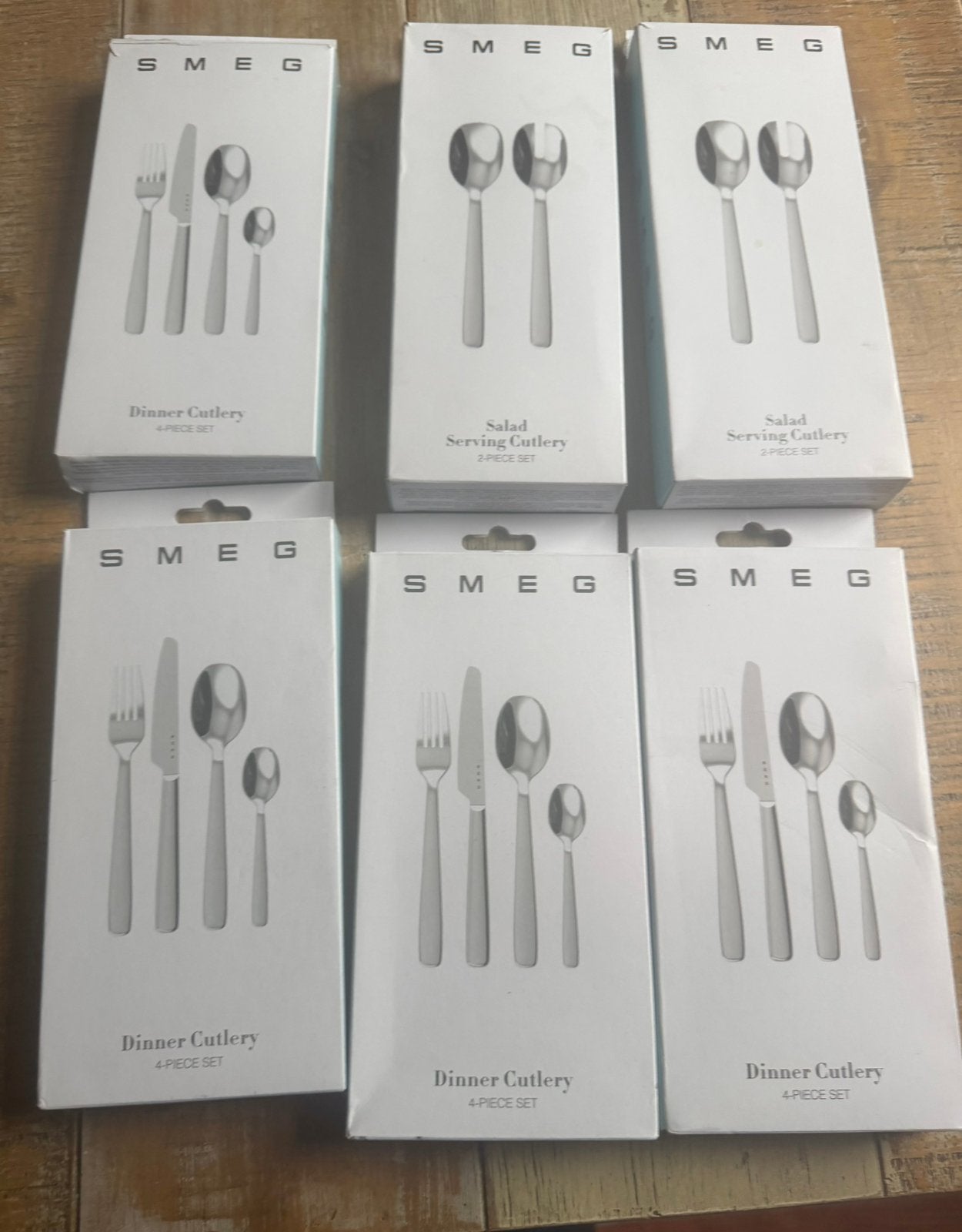6 doosjes SMEG bestek (nieuw), Huis en Inrichting, Keuken | Bestek, Ophalen of Verzenden, Zo goed als nieuw, Rvs of Chroom