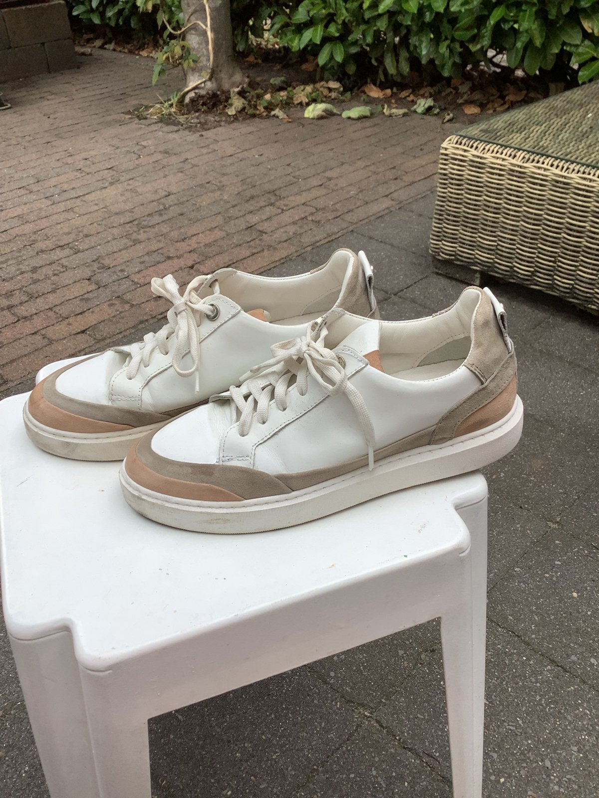 Leren Sneakers Notre V maat 39, Ophalen of Verzenden, Zo goed als nieuw, Sneakers of Gympen