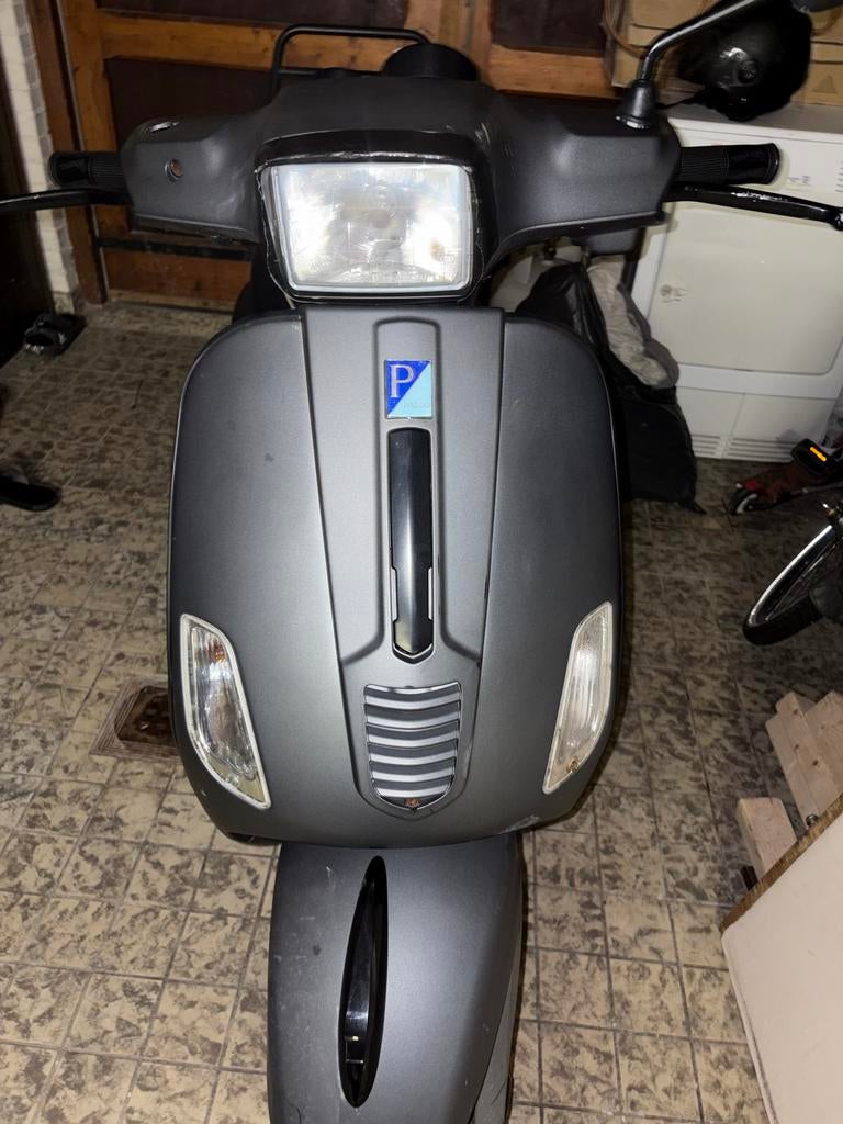 Nette Vespa uit 2010 - Opknapper, Ophalen, Gebruikt, Maximaal 45 km/u, Overige modellen