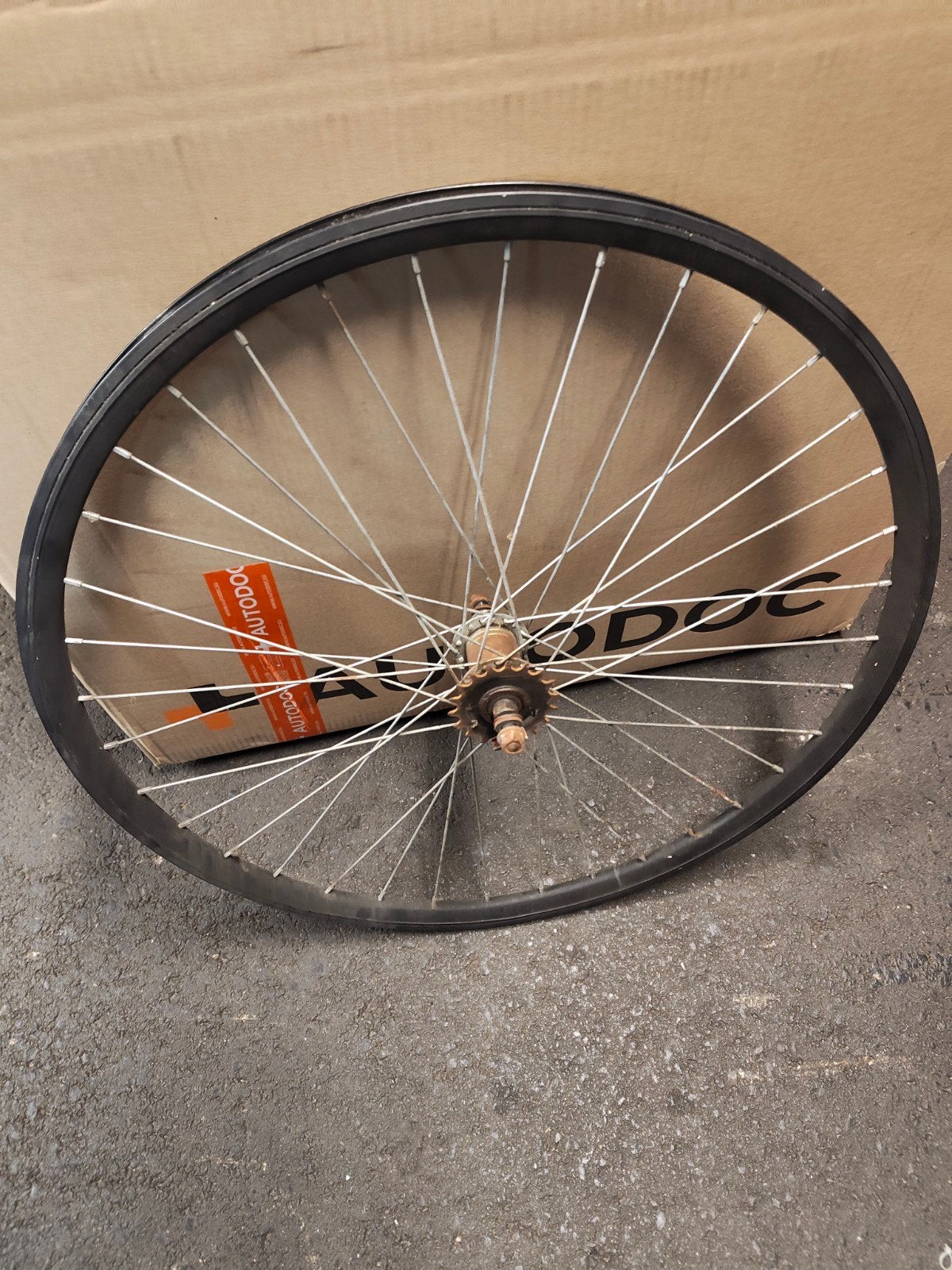 Achterwiel terugtraprem 28 inch, Ophalen, Gebruikt, Kinderfiets, Wiel