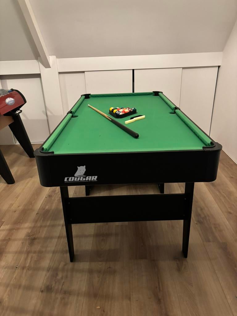 Opklapbare pool tafel Cougar, Ophalen, Gebruikt