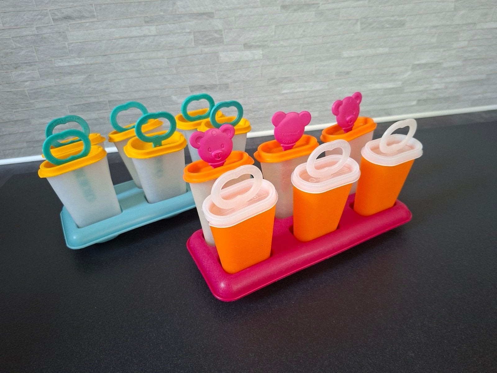 Tupperware ijsvormpjes ijsjes maken met houder prijs perset, Ophalen of Verzenden, Zo goed als nieuw, Oranje, Overige typen