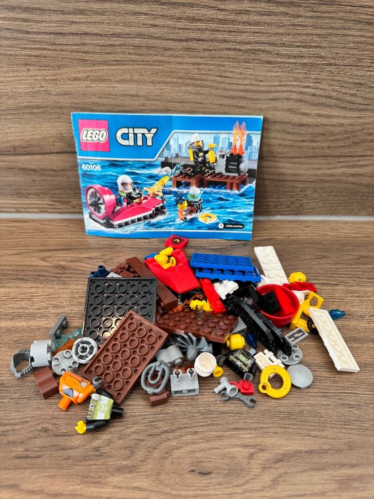 Lego city 60106, complete set, Kinderen en Baby's, City, Lego, Ophalen of Verzenden, Zo goed als nieuw