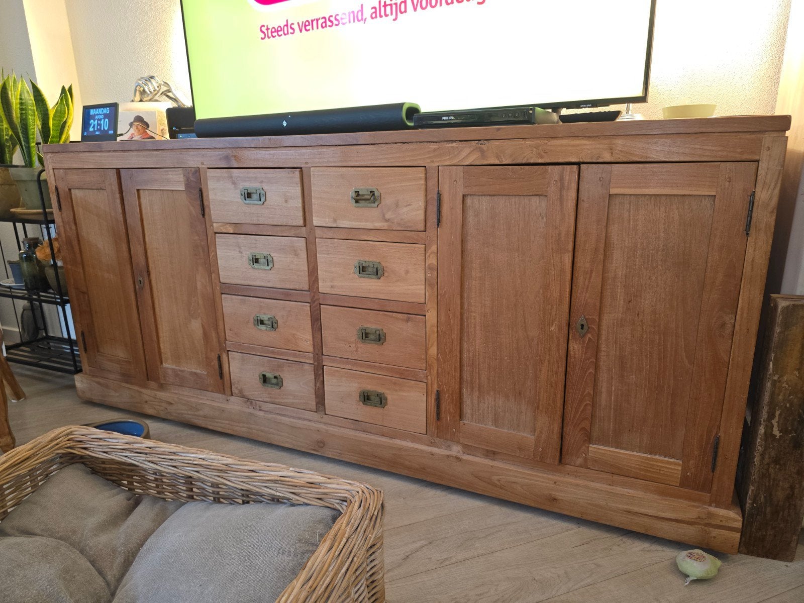 Robuust Teakhouten Dressoir met Lades en Deuren, Gebruikt, Met lade(s), Teakhout, 200 cm of meer