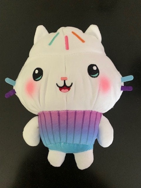 Nieuw ! Gabby's Dollhouse Cakey Cat knuffel pop. 20 cm, Ophalen of Verzenden, Nieuw, Overige typen