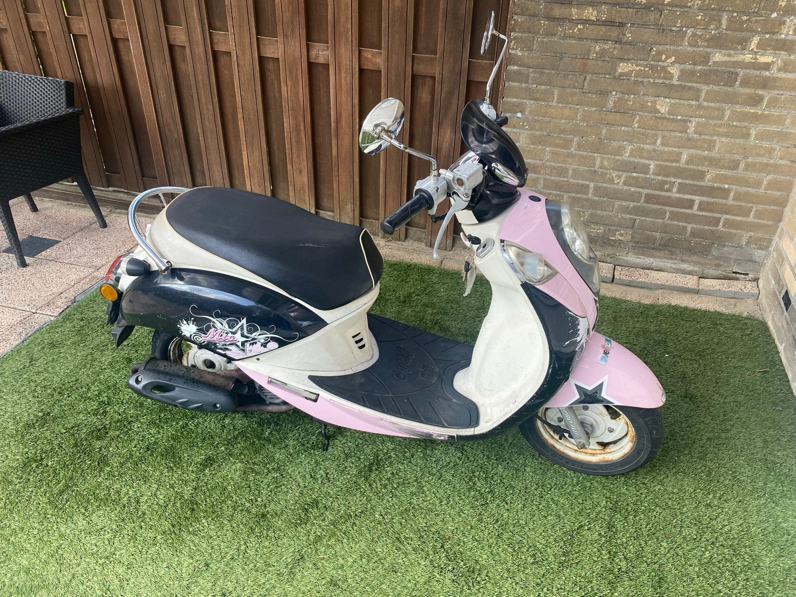Sym Mio Scooter - Roze/Wit, Ophalen, Gebruikt, Benzine, SYM