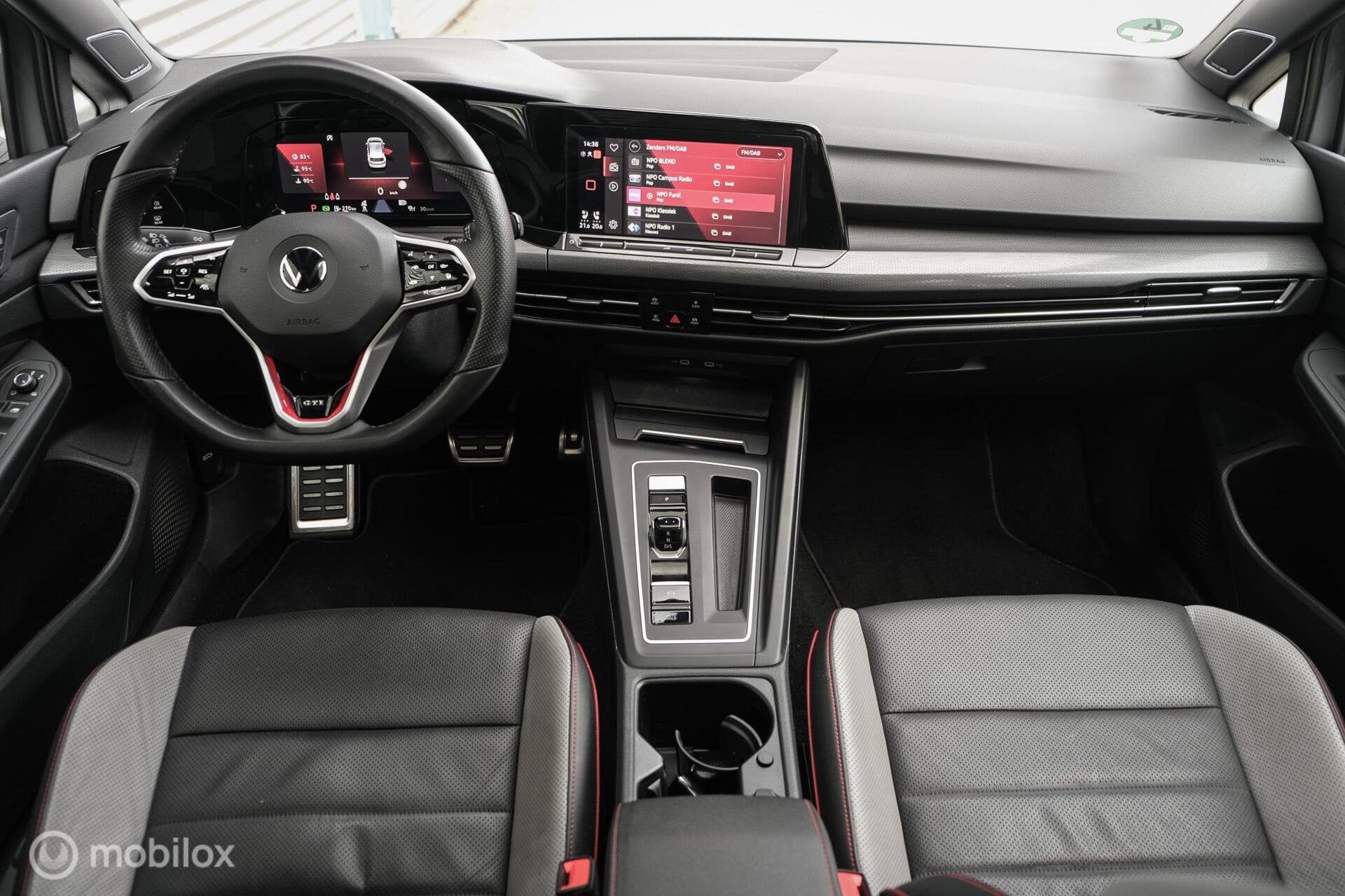 Volkswagen Golf 2.0 TSI GTI | IQ.Light | HUD | Pano | Stoelv, 730 kg, Euro 6, 4 cilinders, 1984 cc