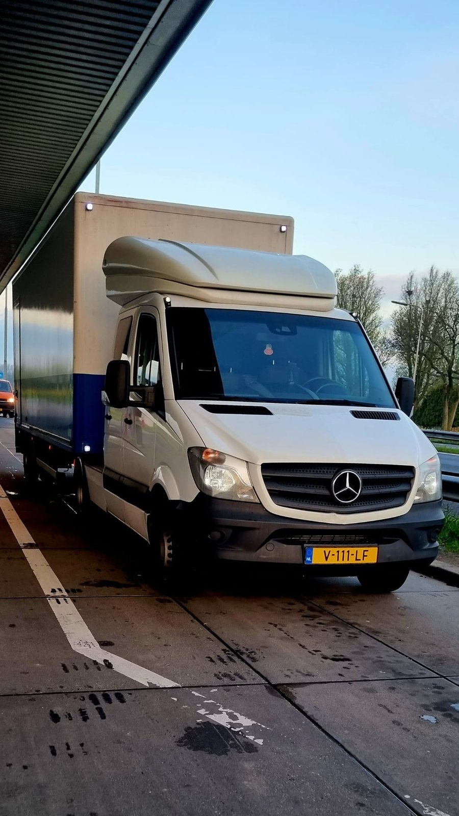 BE-Chauffeur gezocht voor vaste nachtrit (LOONDIENST OF ZZP), Groot rijbewijs, 33 - 40 uur, Chauffeurs, Freelance of Uitzendbasis