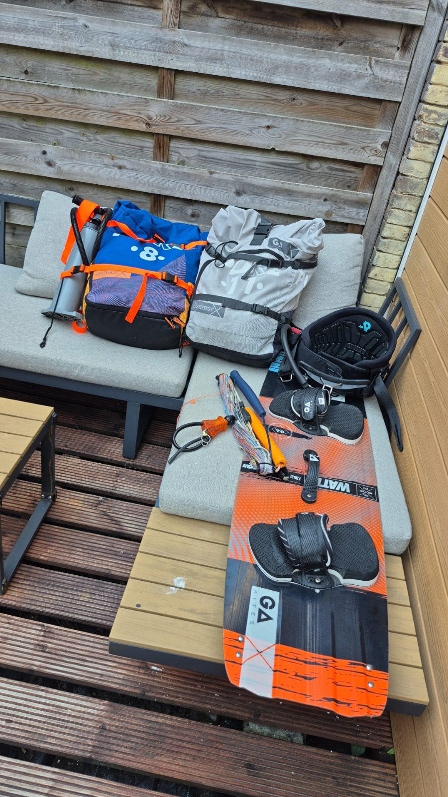 Twee Gaastra kites en een bijpassende Gaastra bar, Watersport en Boten, Ophalen, Gebruikt, 8 m², Geen board