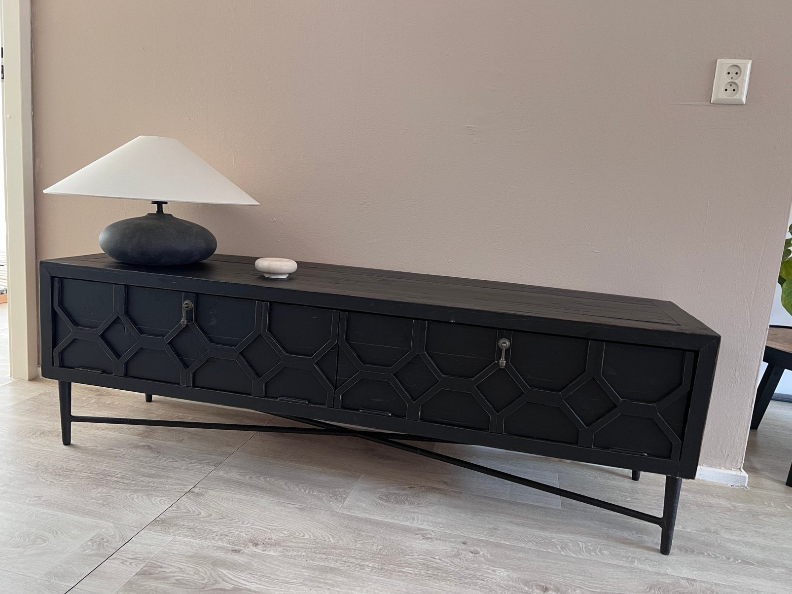 BePureHome WOOOD Bequest tv meubel hout zwart. Als nieuw!, Ophalen, 150 tot 200 cm, Zo goed als nieuw, Minder dan 100 cm