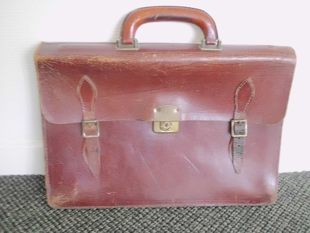 1 echte vintage Britse schooltas rood leer Monks School, 50s, Sieraden, Tassen en Uiterlijk, Tassen | Schooltassen, Aktetas of Boekentas