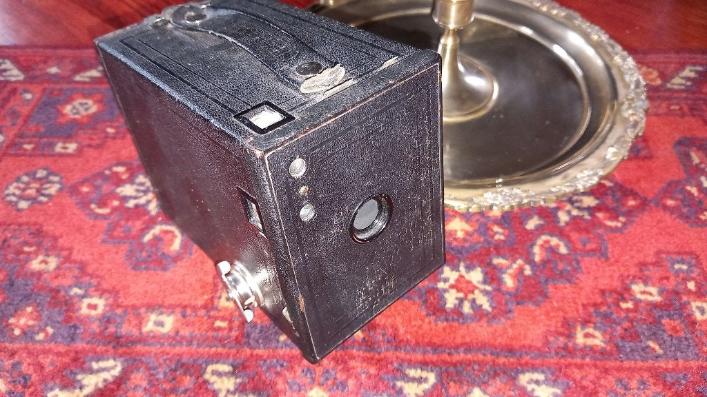 Zeer oude Kodak brownie box met uitneembare film cassette, Ophalen of Verzenden, Gebruikt, Compact, Kodak