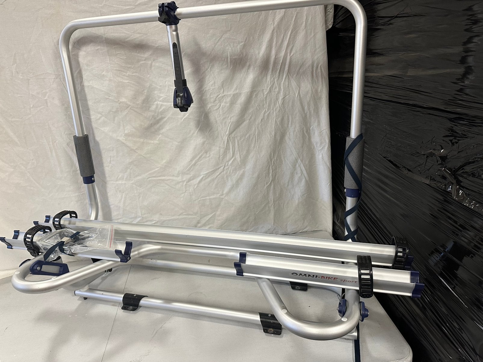 Thule omnistor fietsen drager kantelbaar, Caravans en Kamperen, Ophalen, Zo goed als nieuw