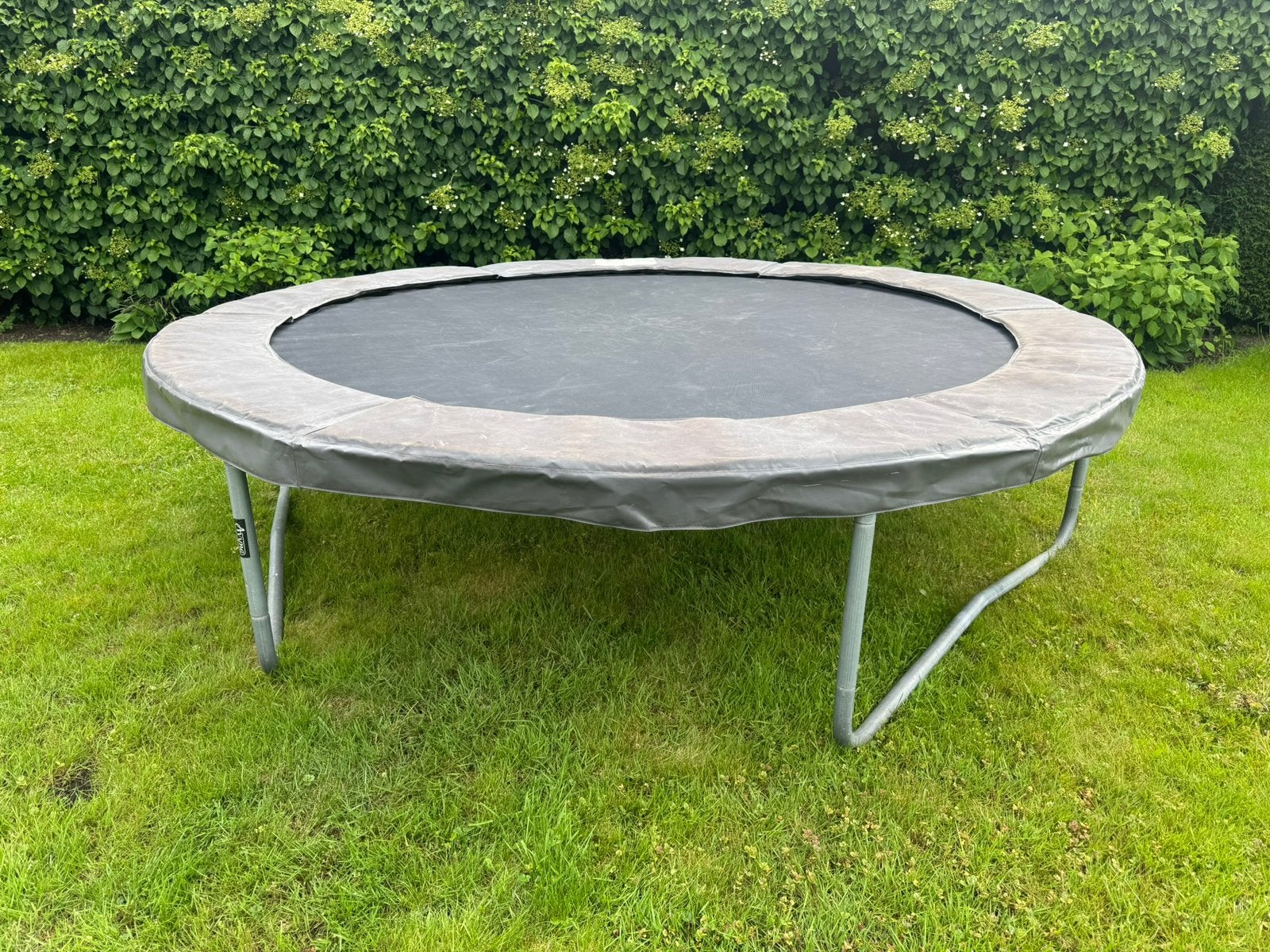 Avyna Pro-Line trampoline 305, Ophalen, Zo goed als nieuw