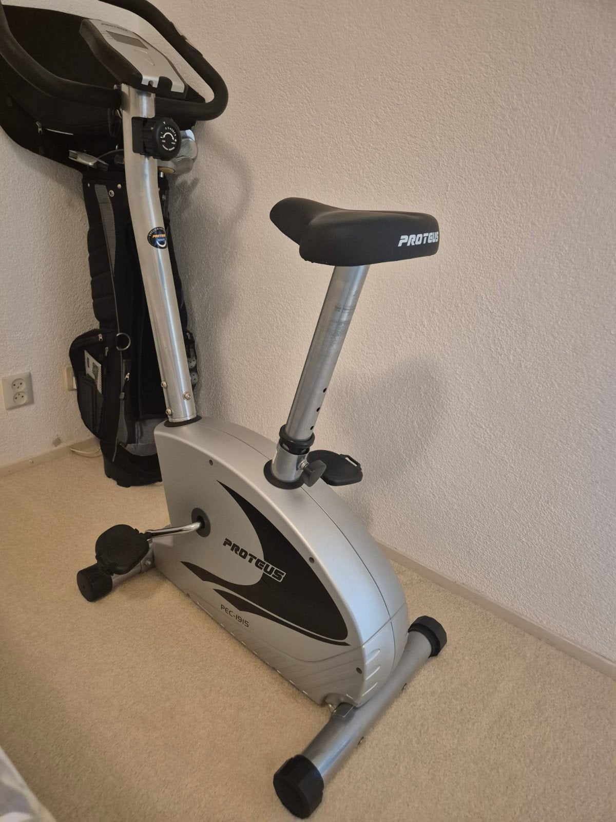 Proteus PEC-1915 Hometrainer - Zo goed als nieuw, Ophalen, Zo goed als nieuw, Metaal, Benen