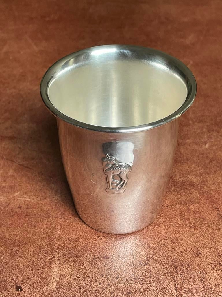 Verzilverd geboortebekertje Keltum uit 1967 met hertje, Ophalen of Verzenden, Zilver