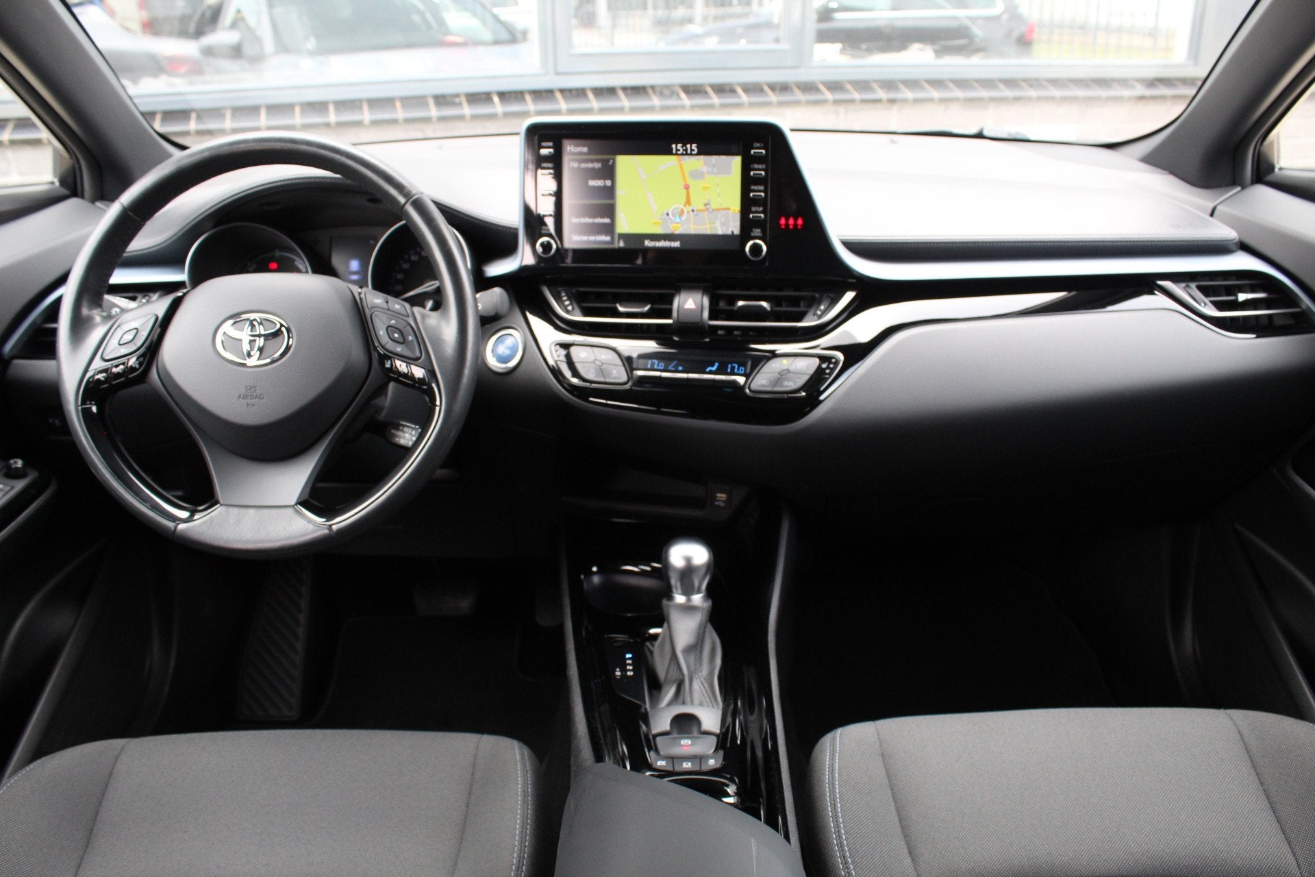 Toyota C-HR 2.0 Hybrid Style / Carplay / Stoel/stuurverwarmi, Auto's, Dealer onderhouden, Stof, 4 cilinders, Met garantie (alle)