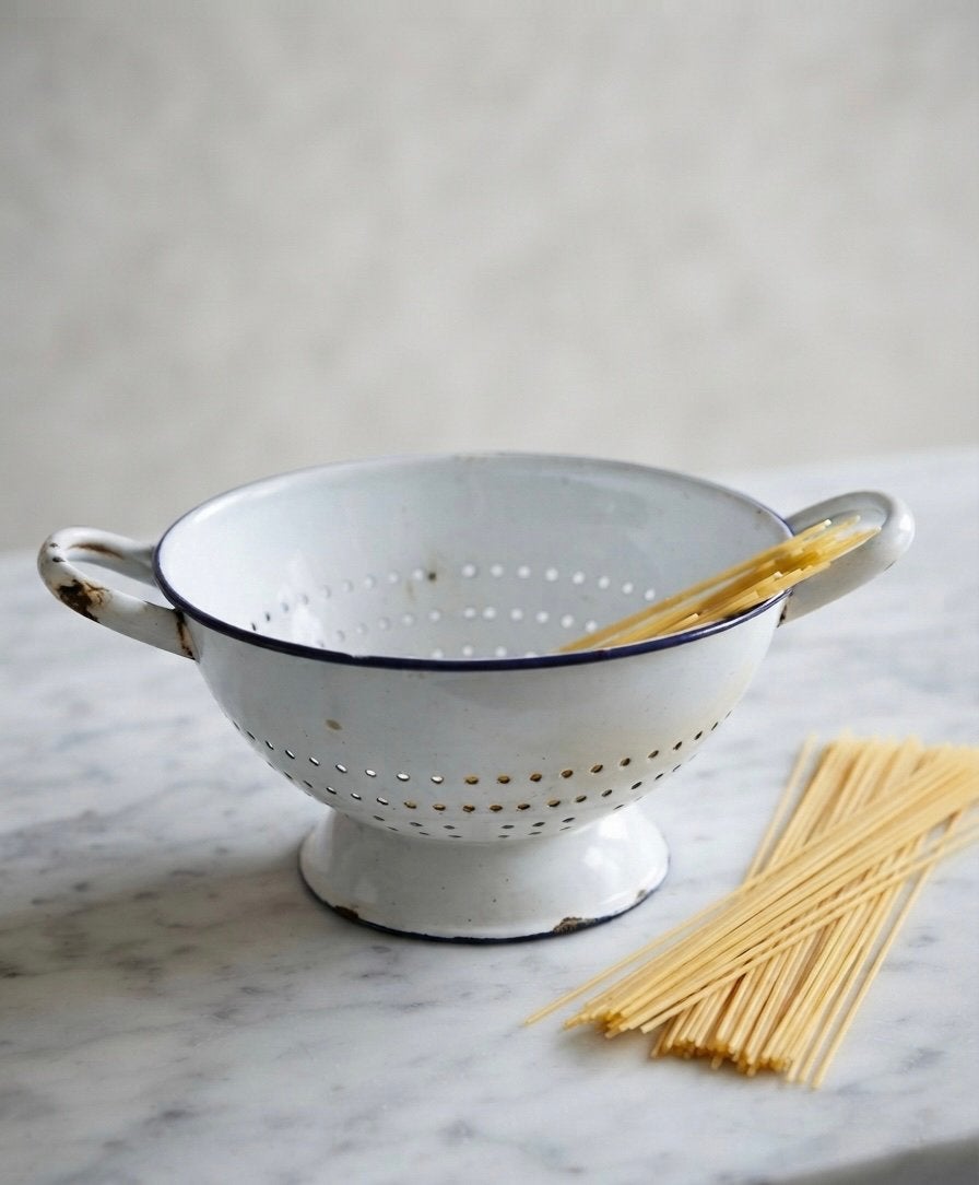 Prachtig verweerd vintage emaille vergiet – decoratie!, Ophalen of Verzenden