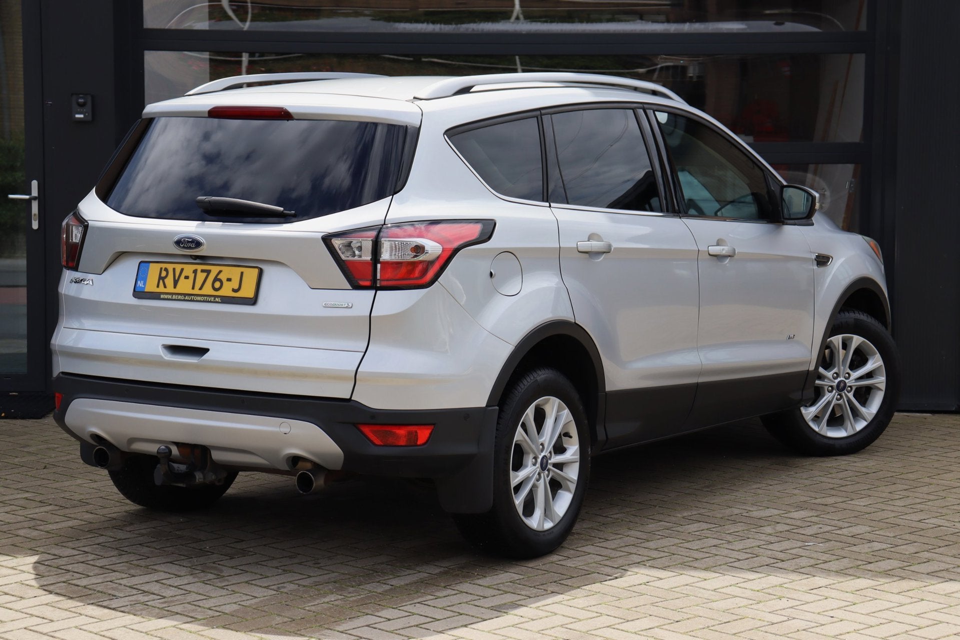 Ford Kuga 1.5 Titanium 4WD | 182PK | 4x4 | Cruise | Navi | C, Auto's, Automaat, 4 cilinders, 1850 kg, 14 km/l