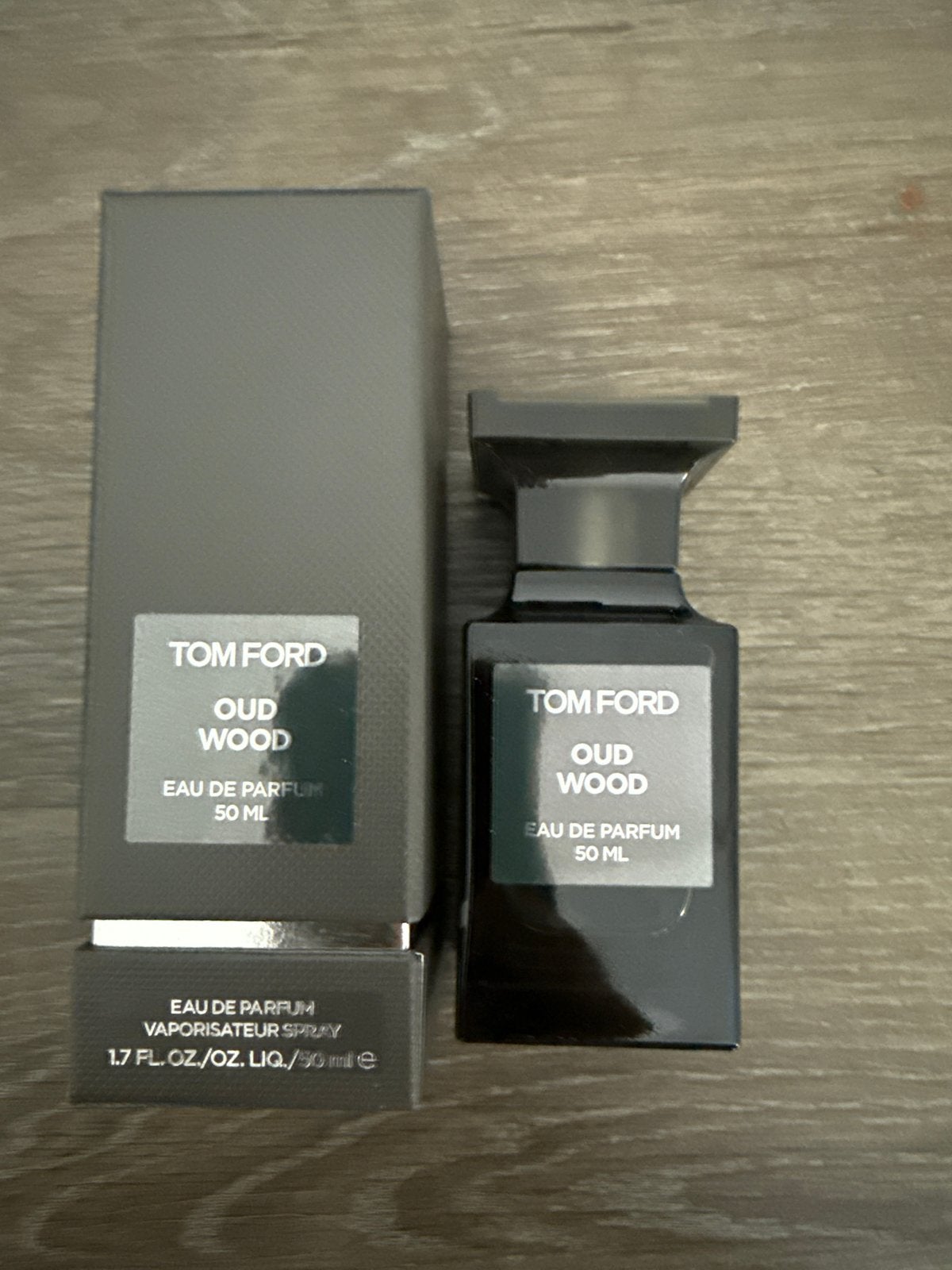 Tom Ford Oud Wood Eau de Parfum 50 ML, Sieraden, Tassen en Uiterlijk, Ophalen, Nieuw