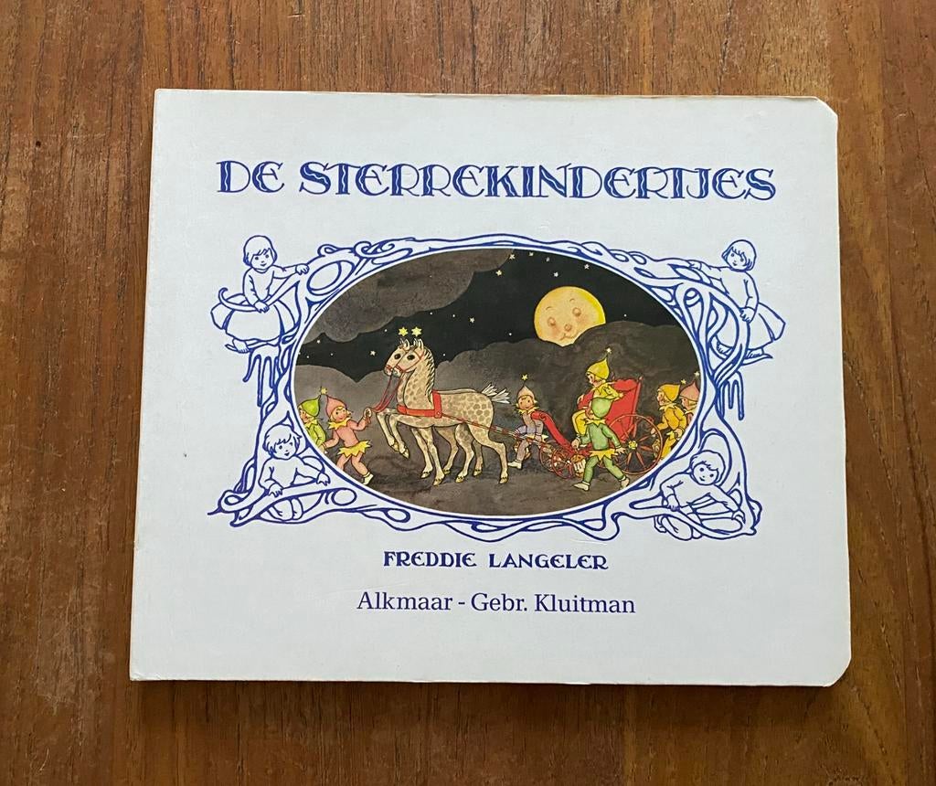 De Sterrekindertjes - Freddie Langeler, Kluitman kartonboek, Ophalen of Verzenden, Zo goed als nieuw, Prentenboek