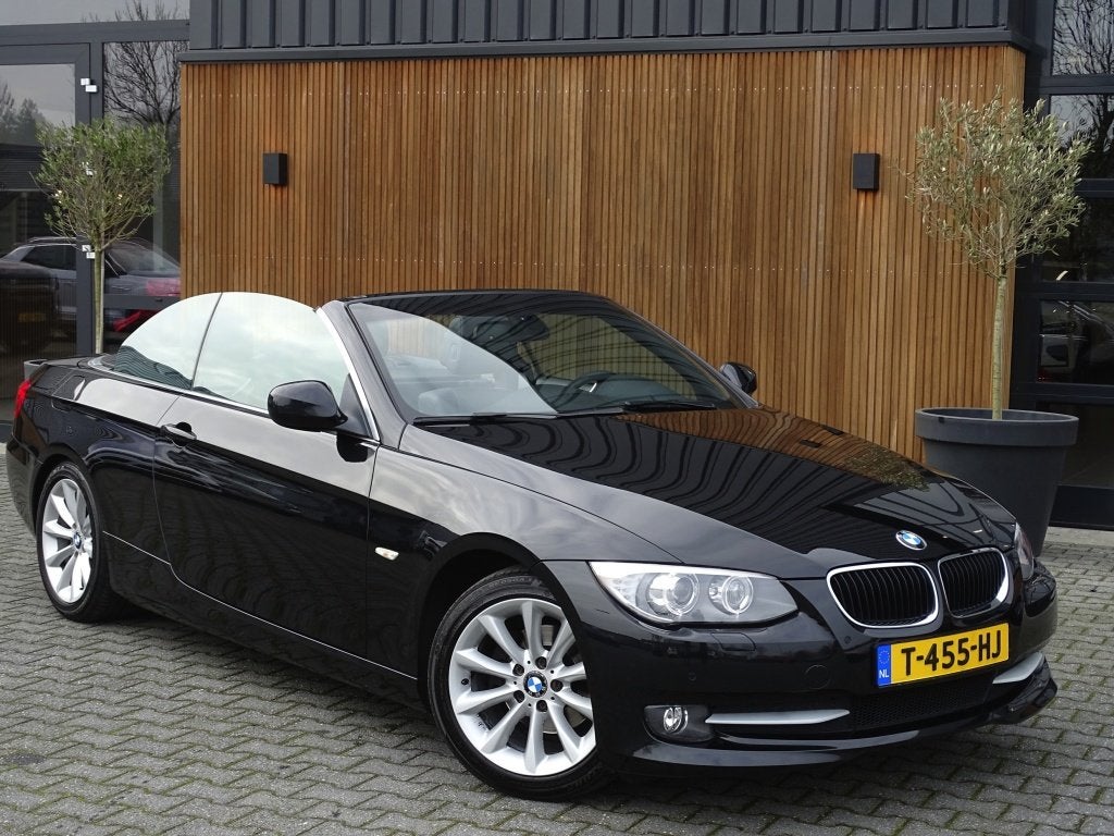 BMW 3 Serie Cabrio 320i 163PK / High Executive / 2012 / M-Sp, Euro 5, 4 cilinders, 4 stoelen, Leder