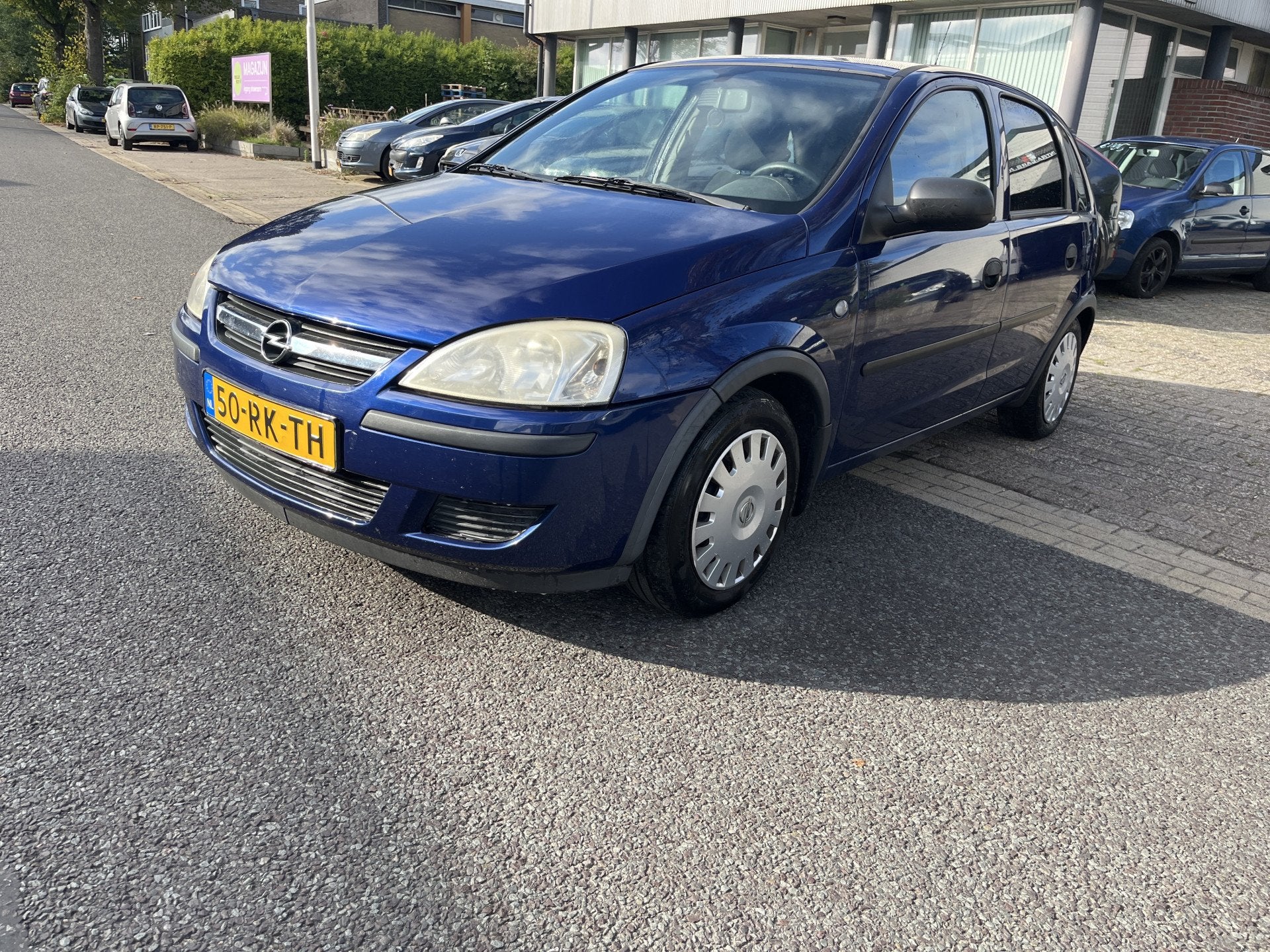 Opel Corsa 1.2-16V Rhythm 5 Deurs,Apk 22-05-2027 Goed rijden, Voorwielaandrijving, 450 kg, Gebruikt, 31 €/maand