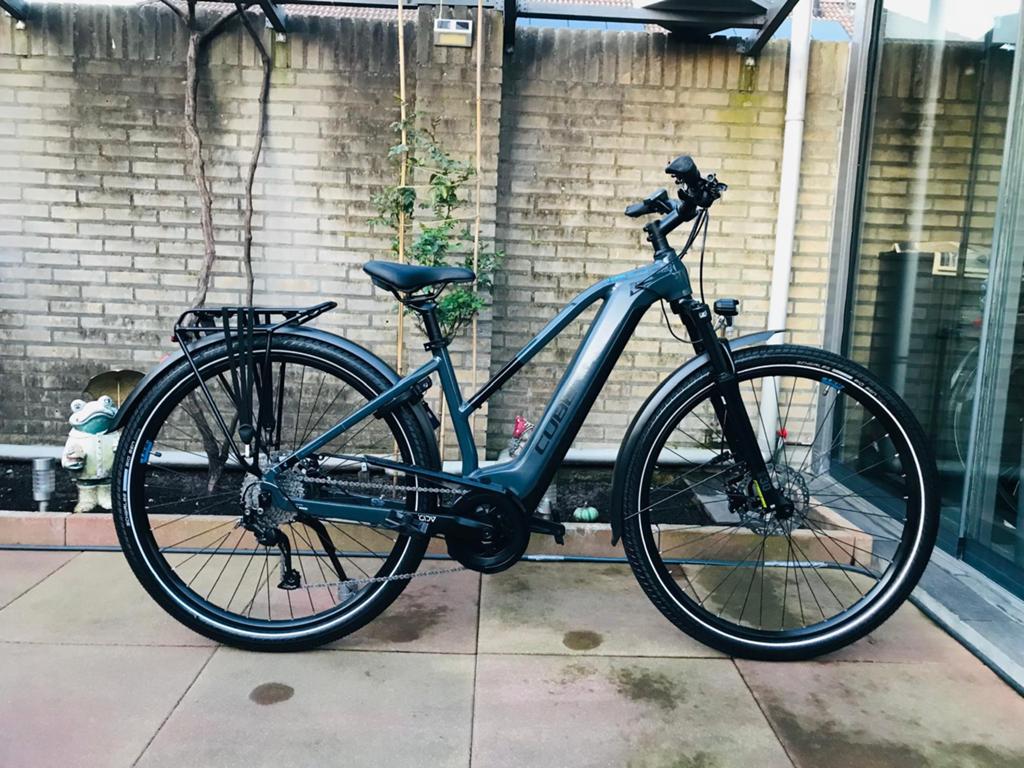 Elektrische Cube  Bosch Middenm Performance Line .Accu 500Wh, Fietsen en Brommers, Fietsen | Dames | Damesfietsen, Ophalen of Verzenden