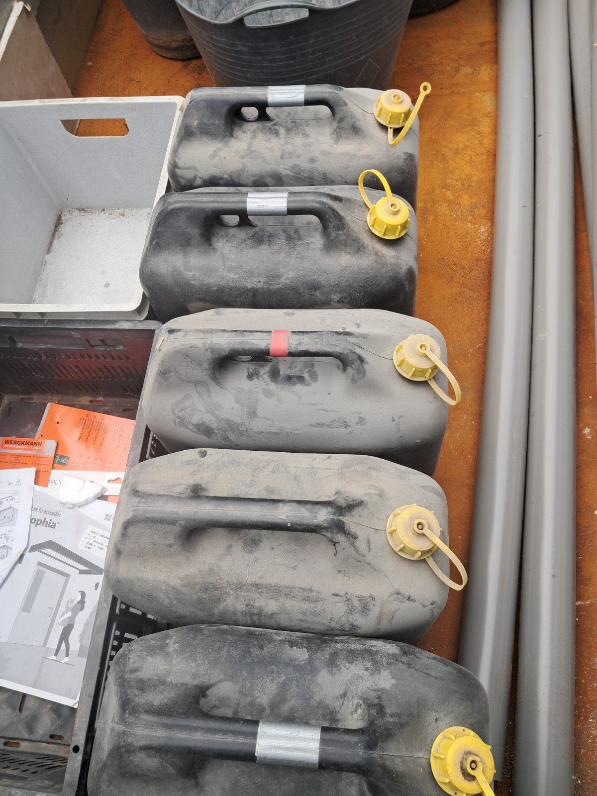 Jerrycans (5 stuks) - Ideaal voor brandstof 20 liter, Auto-onderdelen, Brandstofsystemen, Ophalen, Gebruikt