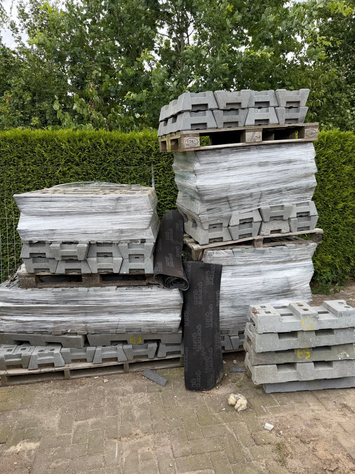 Kunststof voetjes tbv bouwhekken te koop, Ophalen, Gebruikt