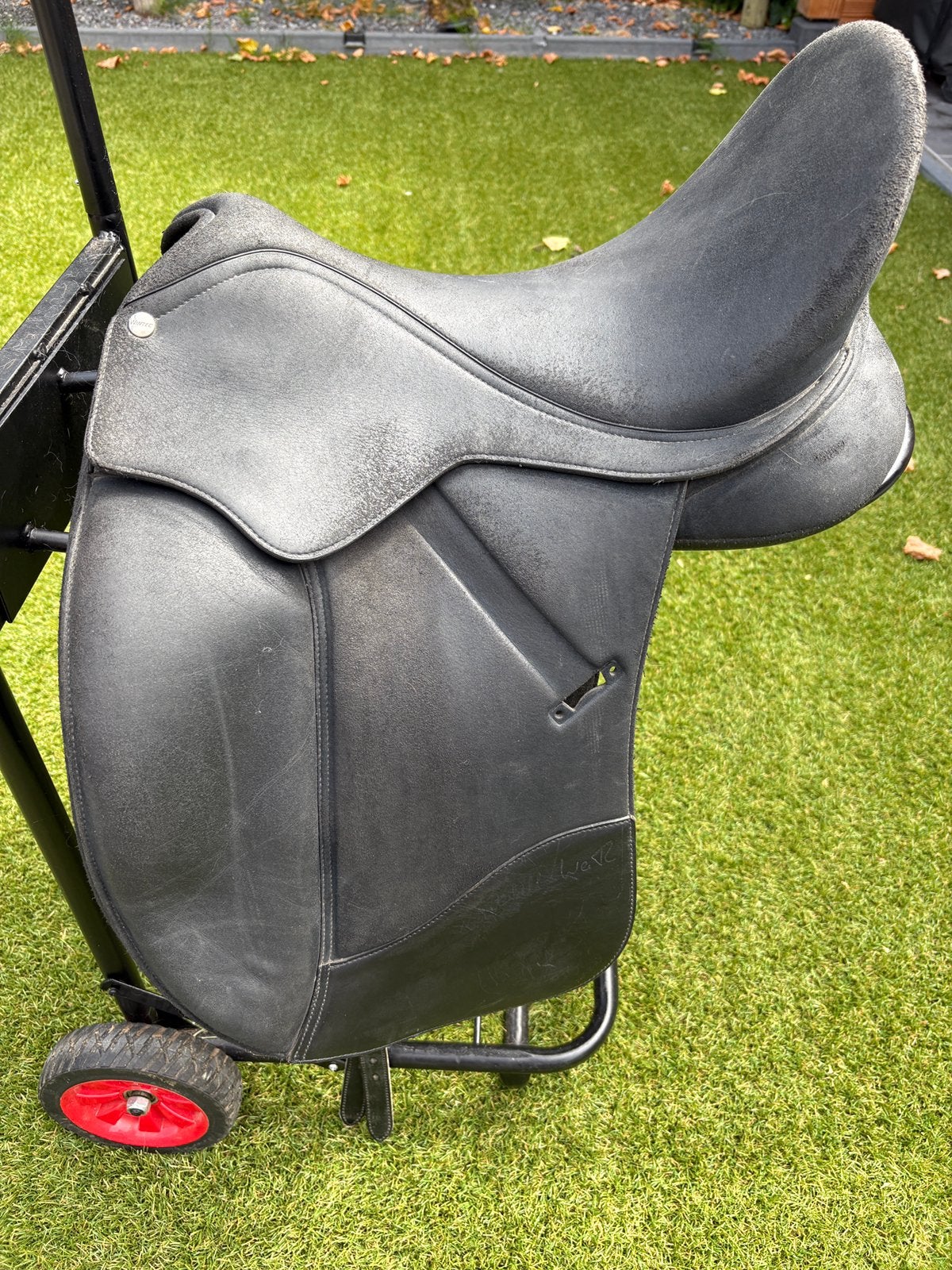 Wintec Isabell werth zadel 16,5 inch, Dieren en Toebehoren, Paarden en Pony's | Zadels, Ophalen, Zo goed als nieuw