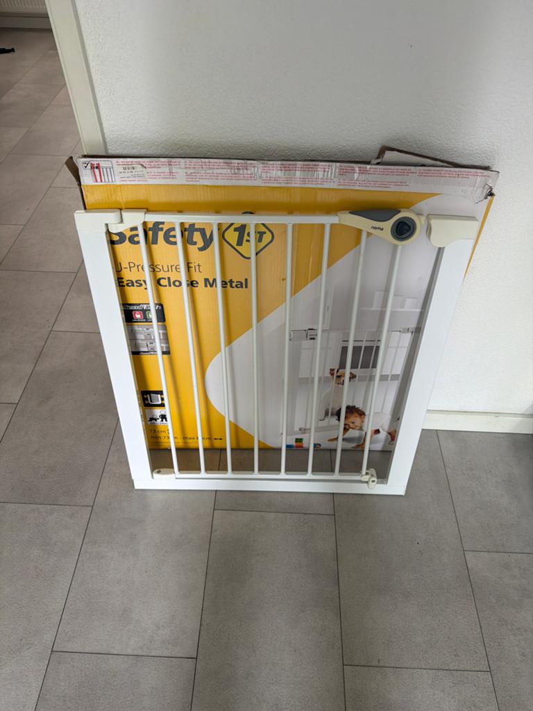 Safety 1st Klemhekje - 73 cm breed, zonder boren, Gebruikt, Ophalen of Verzenden, Klemhekje, Metaal of IJzer