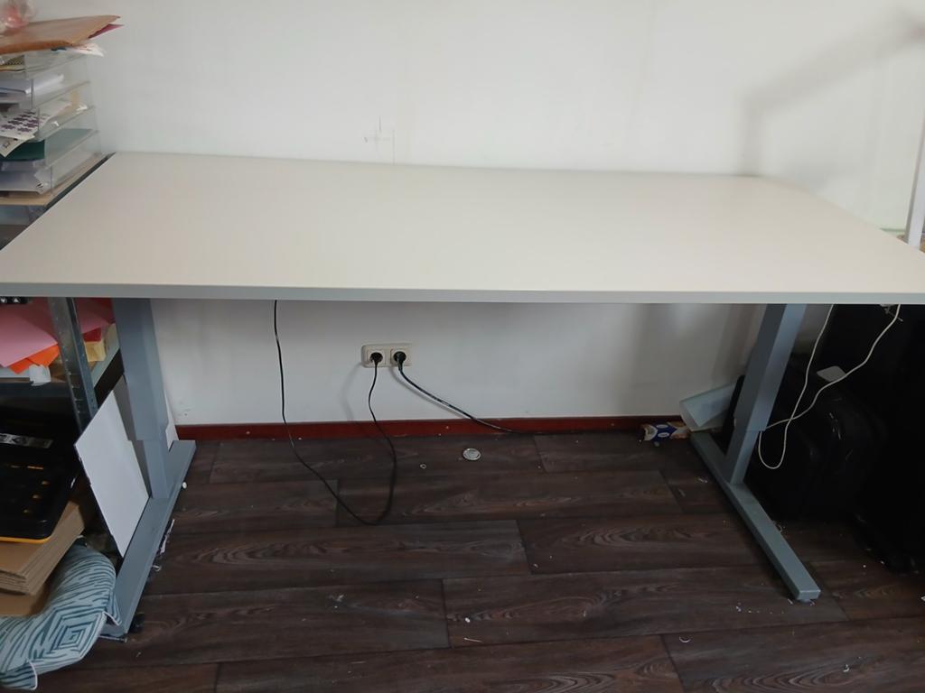 Elektrisch verstelbaar bureau 180x80 - Zit-sta bureau, Huis en Inrichting, Bureaus, Ophalen, Zit-sta bureau, In hoogte verstelbaar