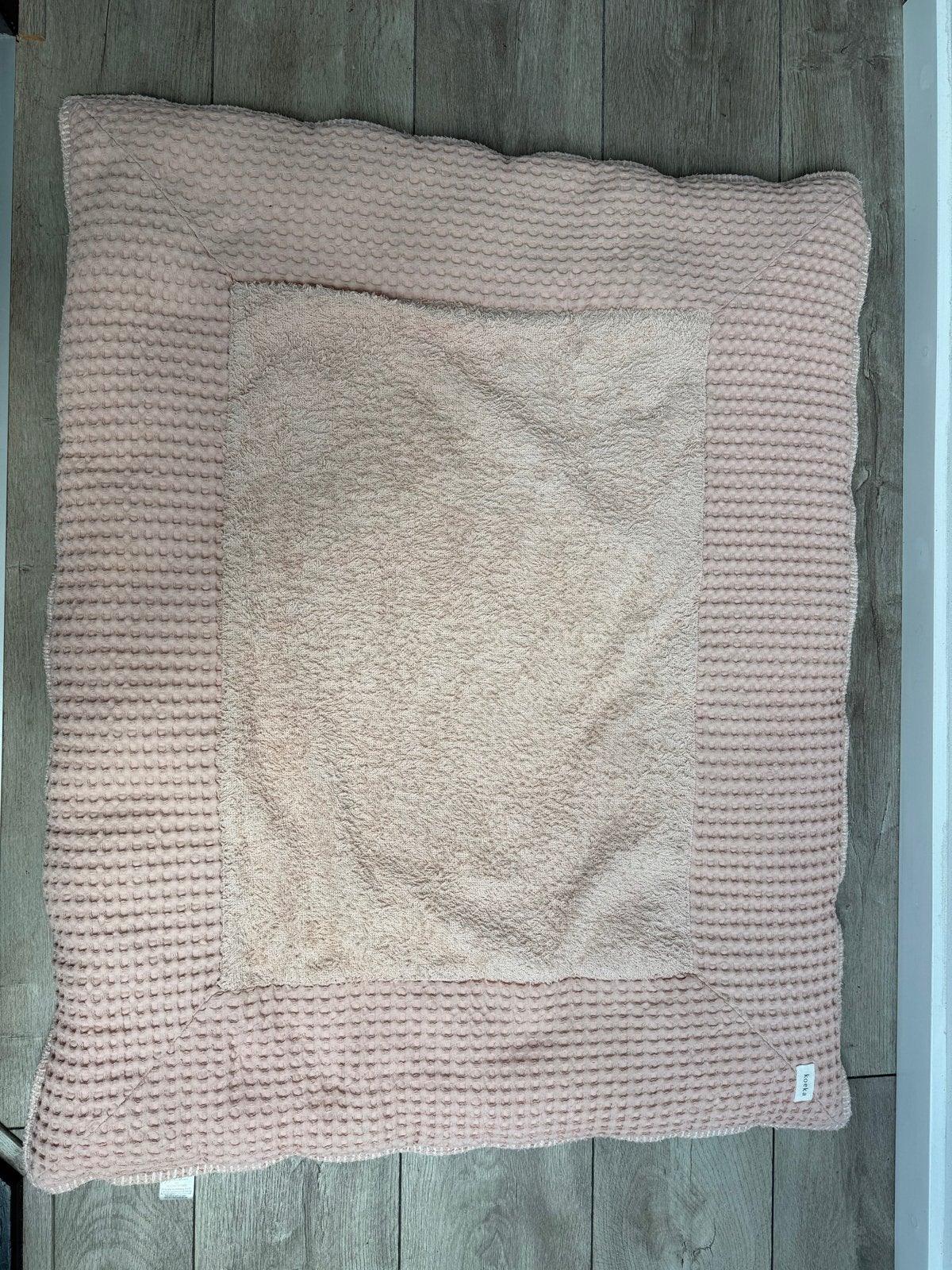 Boxkleed Koeka - Roze en Grijs, Ophalen, Zo goed als nieuw, Boxkleed