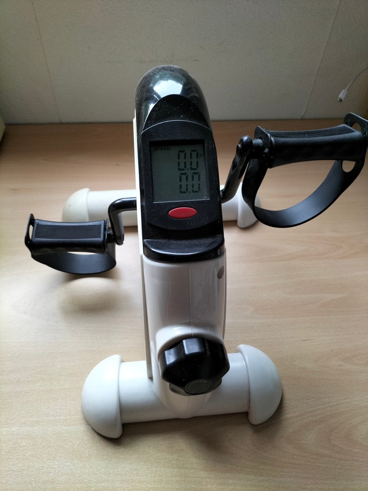 Compacte stoelfiets / zitfiets / pedaltrainer met display, Sport en Fitness, Ophalen, Kunststof, Gebruikt, Stoelfiets